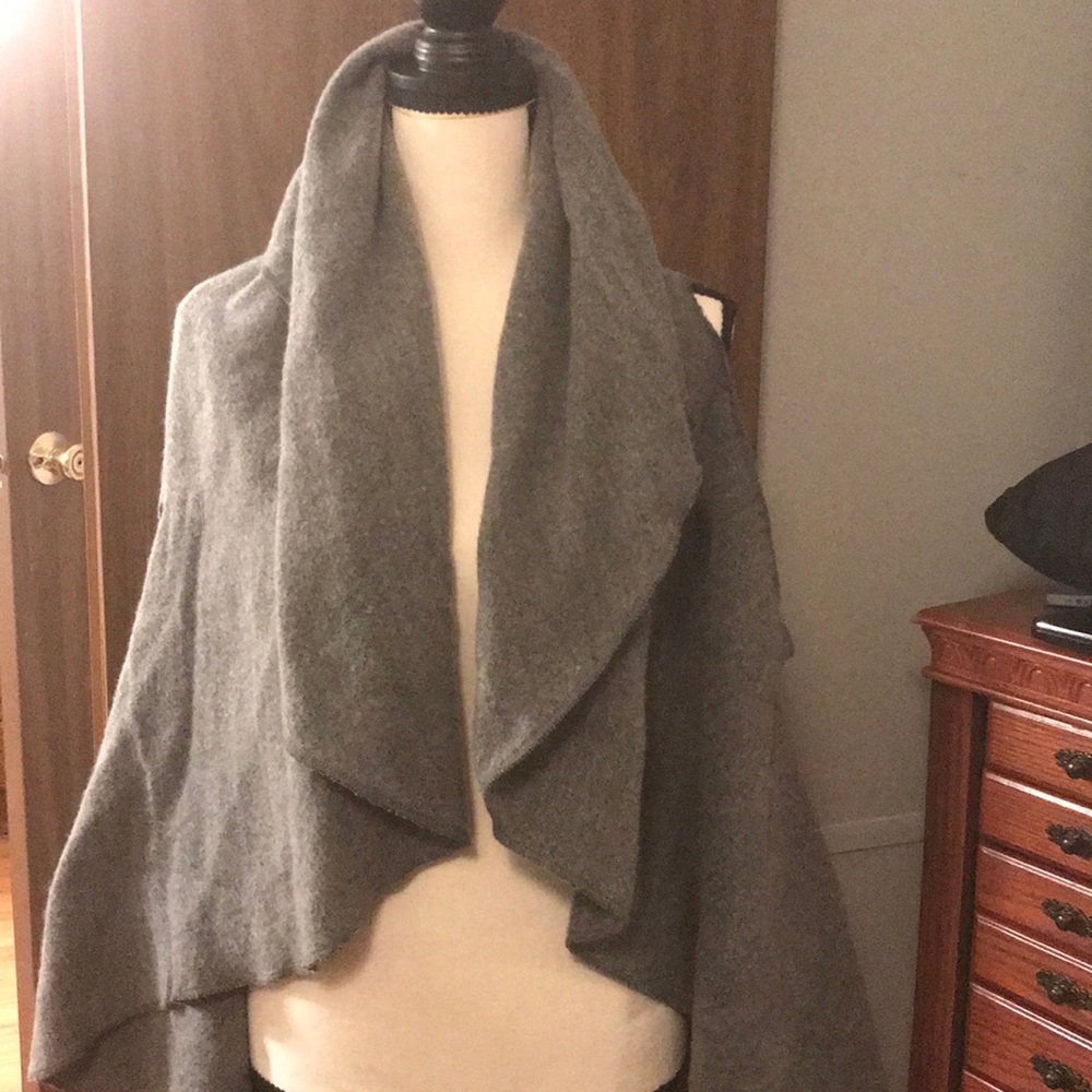 Gray colored shawl